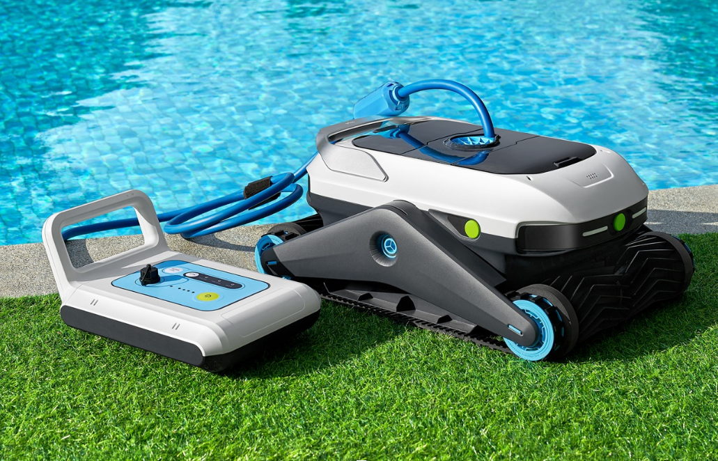 What Type of Automatic Pool Cleaner Should You Buy?