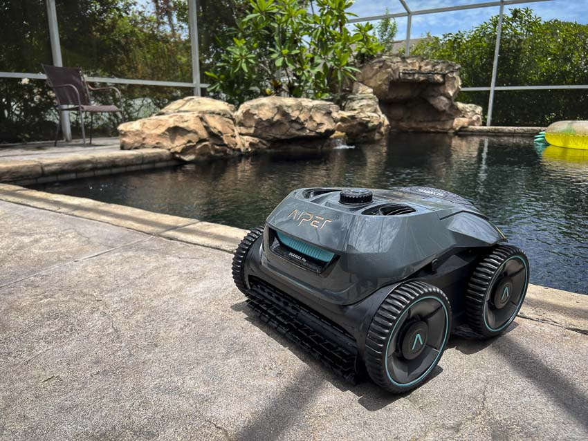  AIPER Seagull Pro Cordless Robotic Pool Cleaner